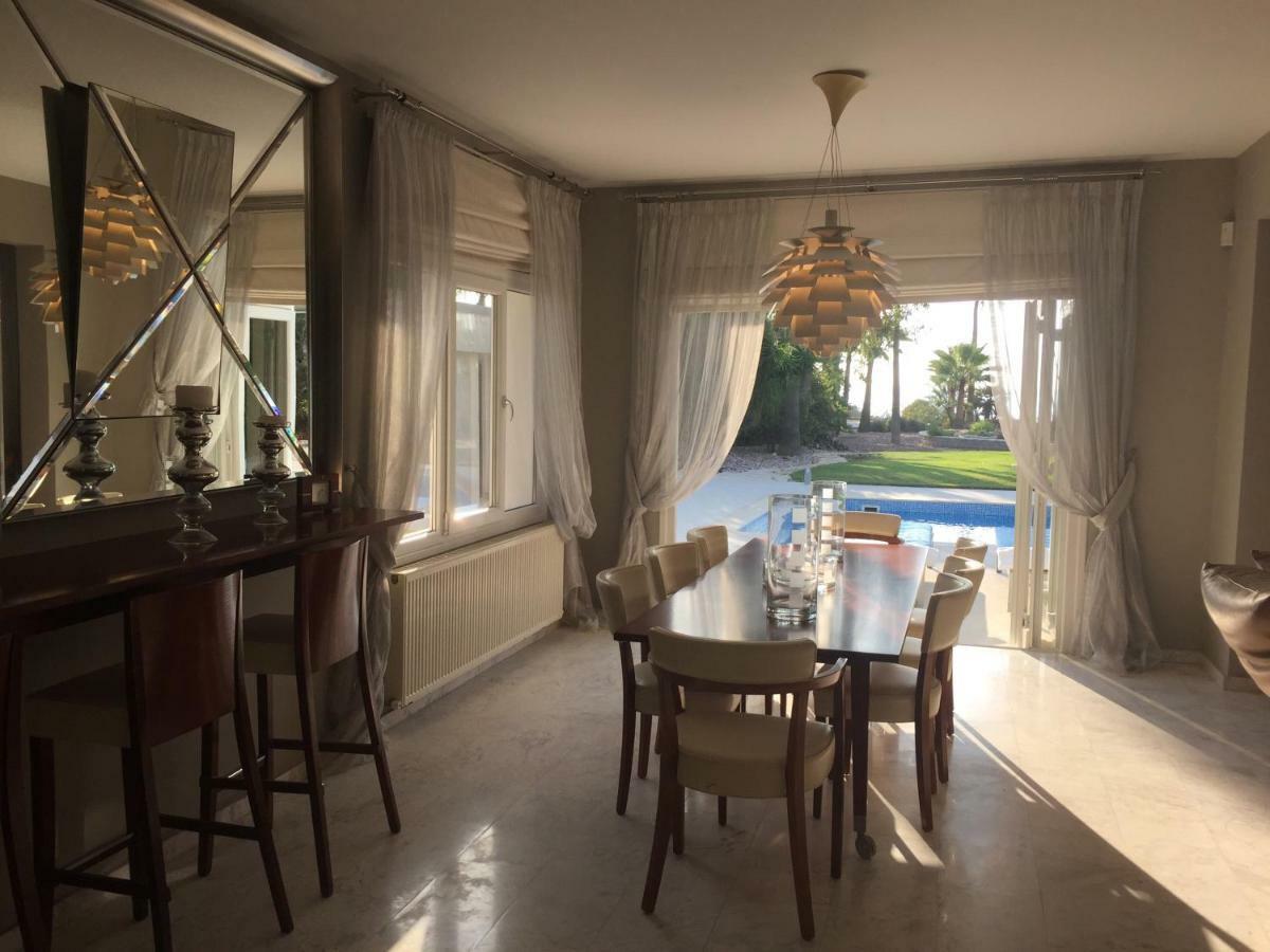 Deluxe First Line Villa Perivolia Luaran gambar